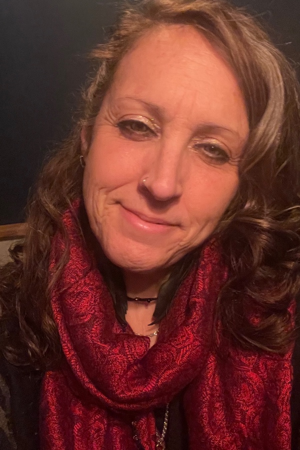 Cruise Brothers Travel Agent Dianne Atkinson